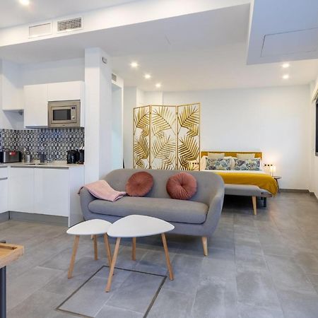 Nine O'Clock Castellar By Valcambre Sevilha Exterior foto