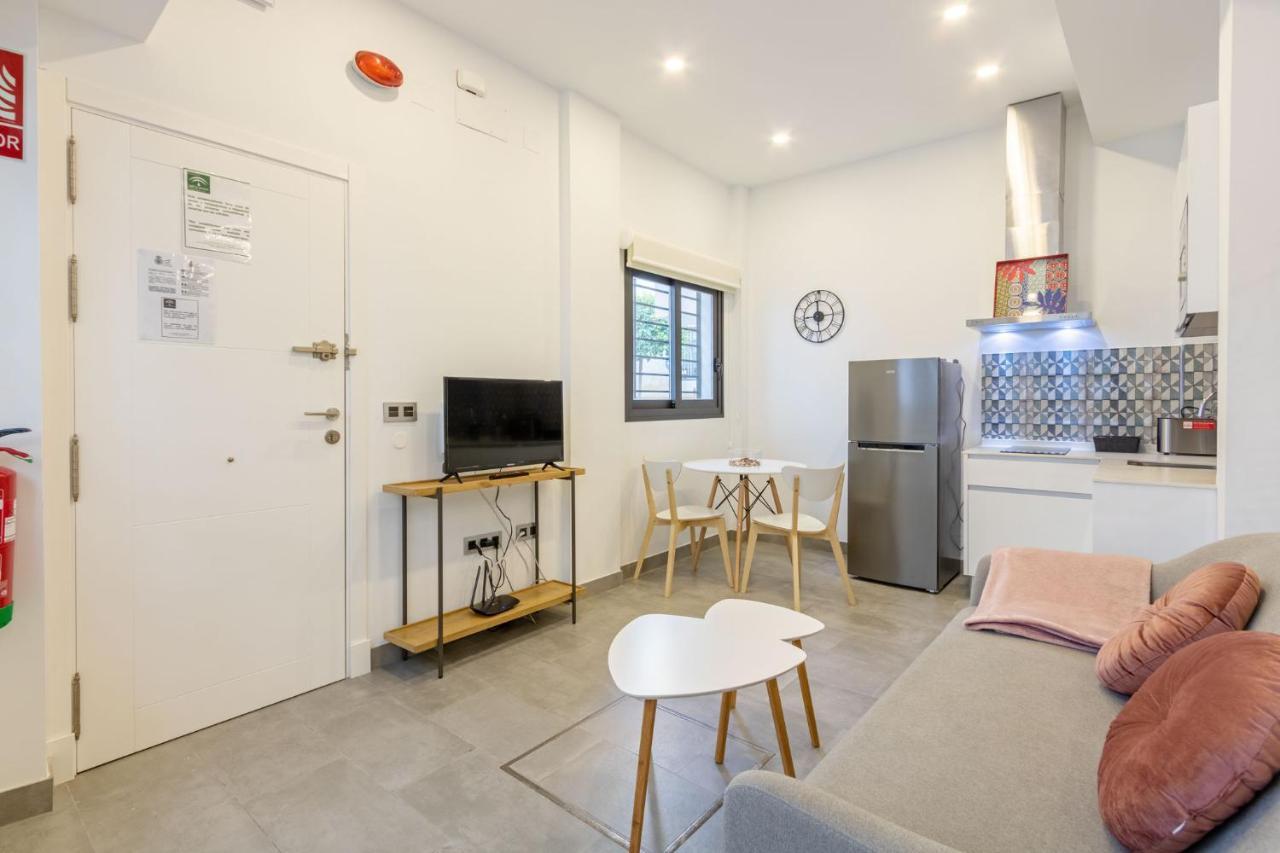 Nine O'Clock Castellar By Valcambre Sevilha Exterior foto